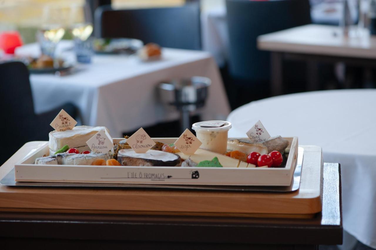 Logis Hotel Restaurant L'Essille Bassac Ngoại thất bức ảnh
